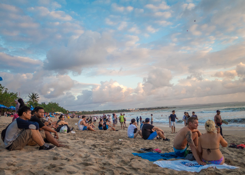 Our Surprisingly Mellow Stay In Bali Kuta | Kuta, home to one of the main beaches in Bali, is often regarded as a crazy and over developed tourist destination on the island. However, we were able to relax and enjoy our stay there. Read on to find out more...