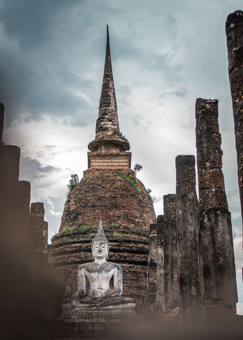temple sights in sukhothai thailand
