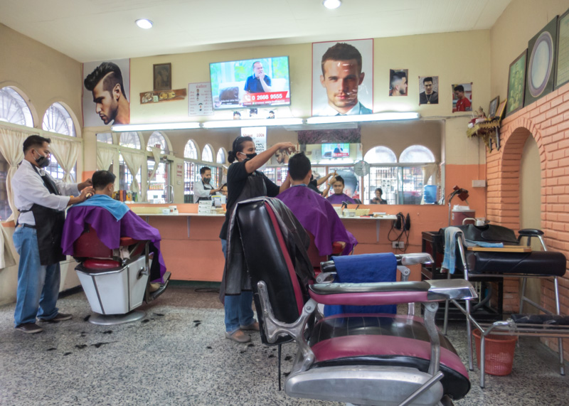 Expat life in chiang mai - hair cut at hairstylist