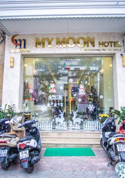 My Moon hotel Hanoi - front door