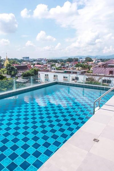 smith suites chiang mai - rooftop pool