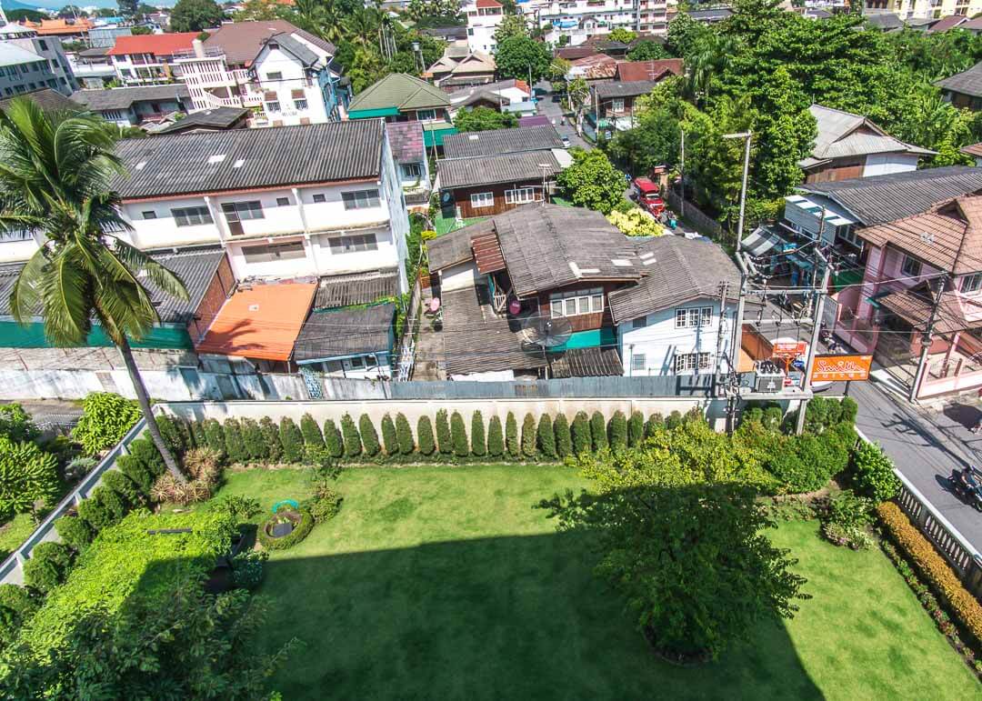 smith suites chiang mai - neighbourhood view