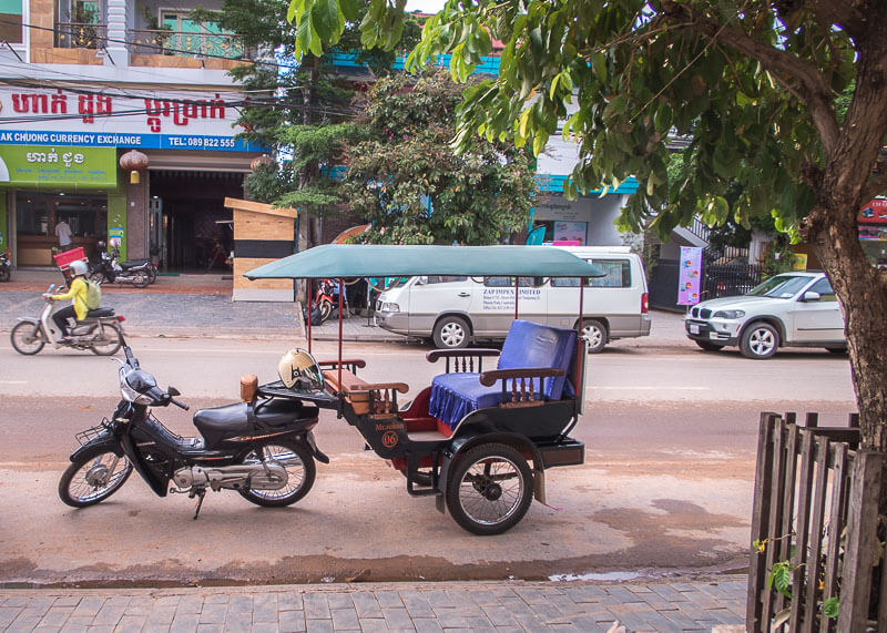 Siem Reap Travel Blog - tuk tuk motorcycle