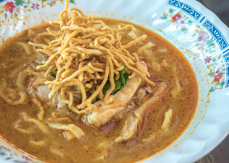 chiang mai trip blog - khao soi noodle dish