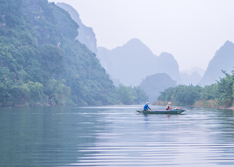 ninh binh travel blog - Trang An boat tour