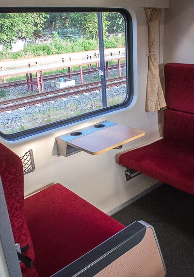 second class sleeper seats on chiang mai to bangkok train