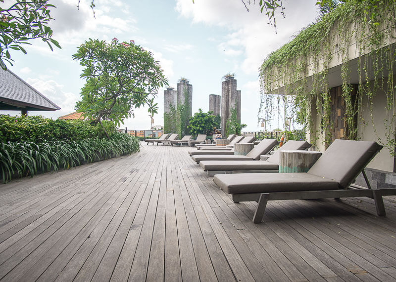 four points by Sheraton bali kuta rooftop lounge chairs